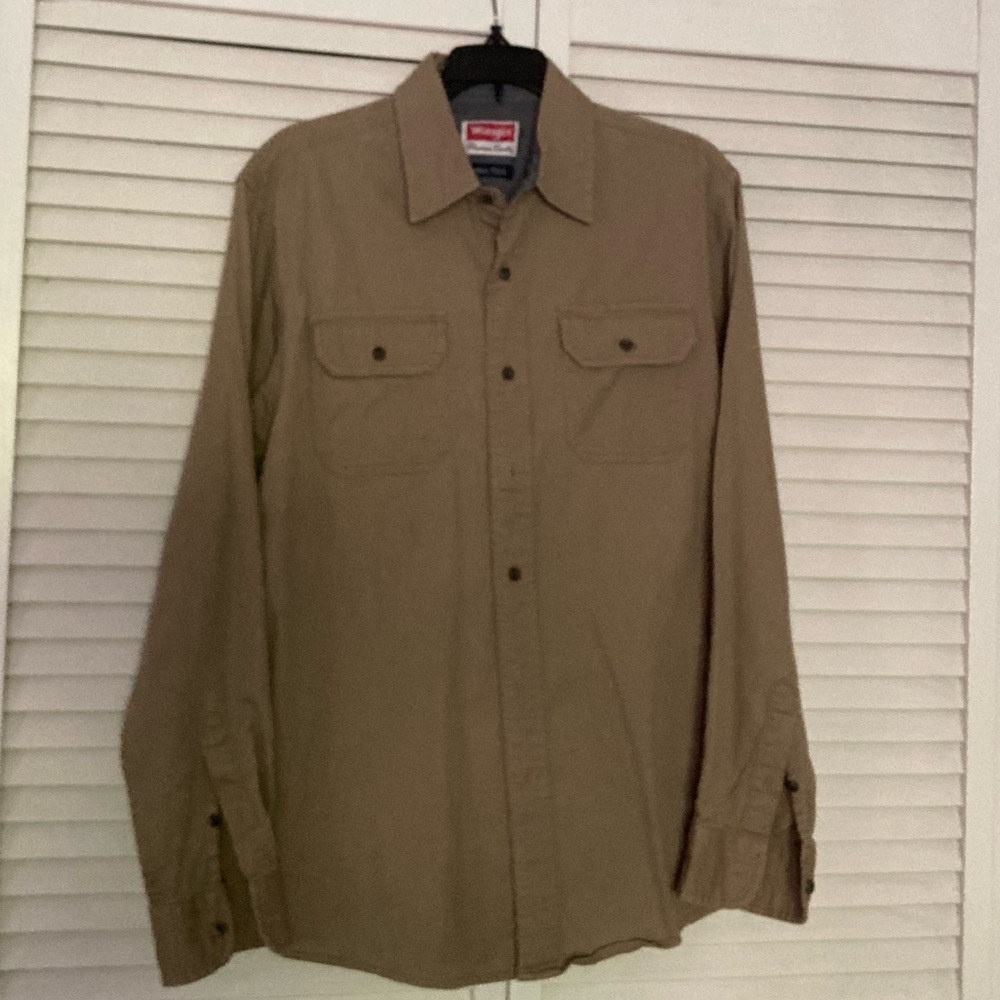 Khaki Wrangler Comfort Flex Long sleeve Shirt